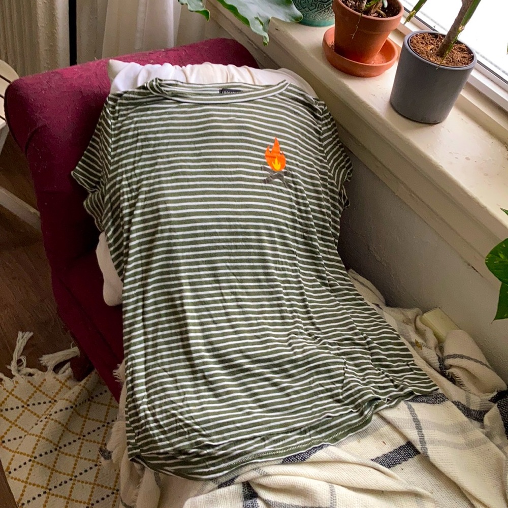 MODCLOTH Poolhouse Campy Camping Tee — Size S